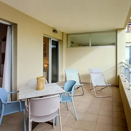 Sanremo Mar Holidays Lägenhet